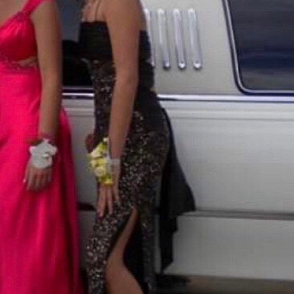 PROM DRESSES! - Picture 8 of 8